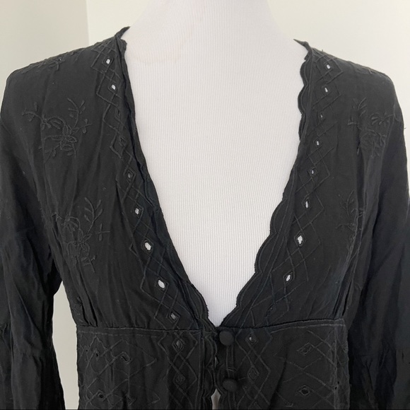 SOFT SURROUNDINGS Button Up Bell Sleeve Blouse Size S - Picture 3 of 9